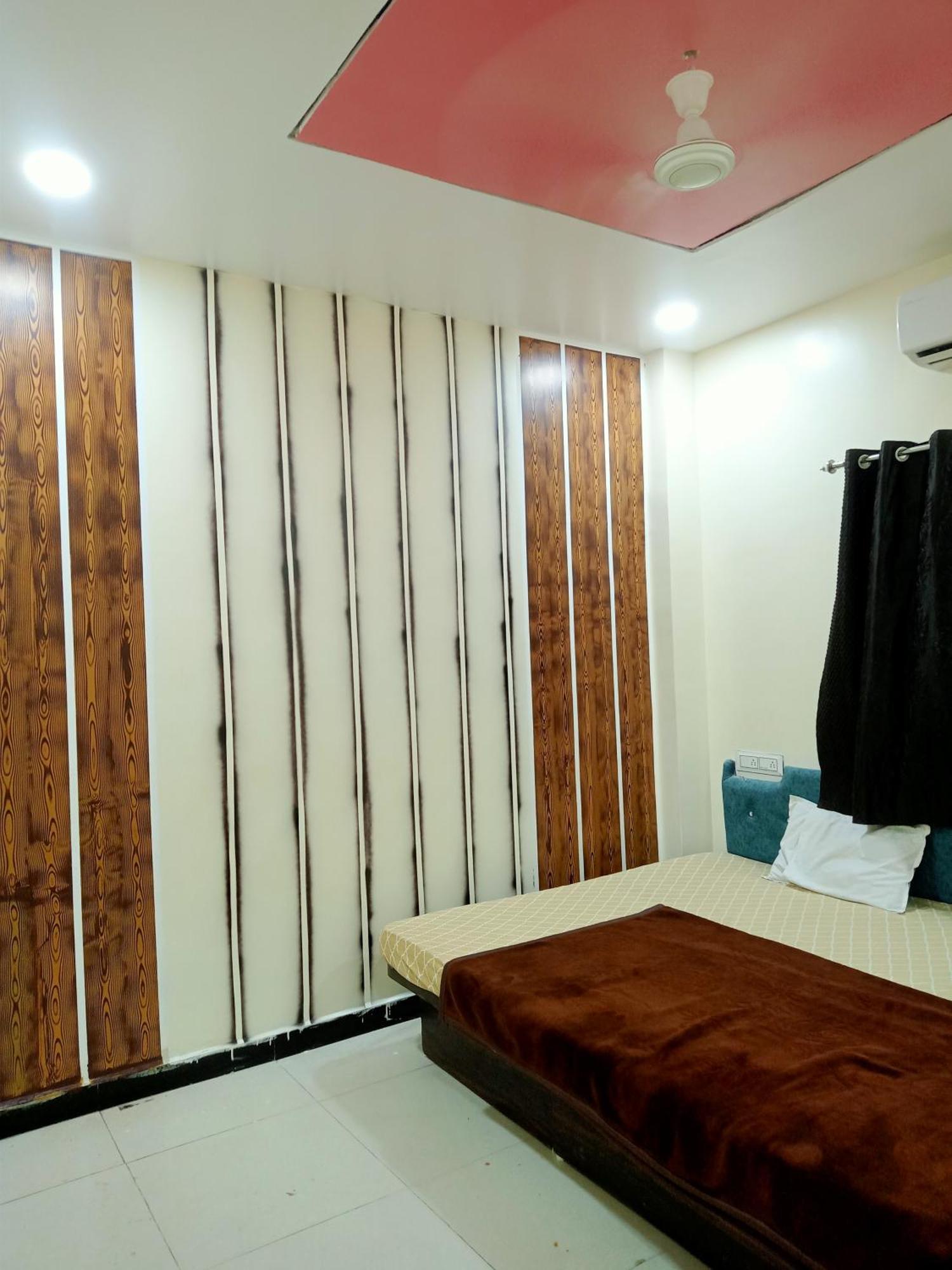 Hardik Palace Ujjain Exteriör bild