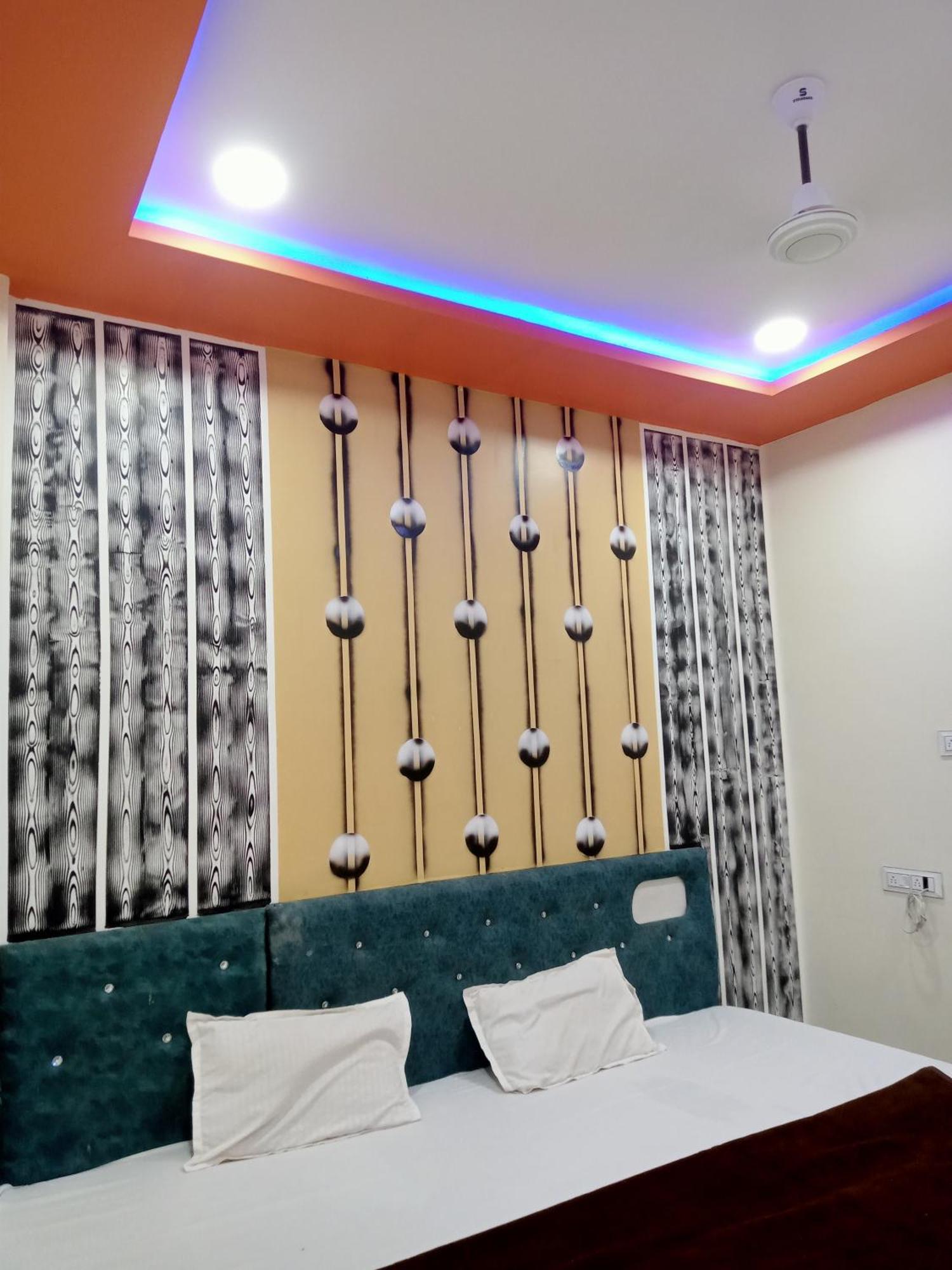 Hardik Palace Ujjain Exteriör bild